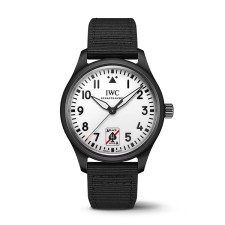 IWC 파일럿 워치 41 블랙 에이스